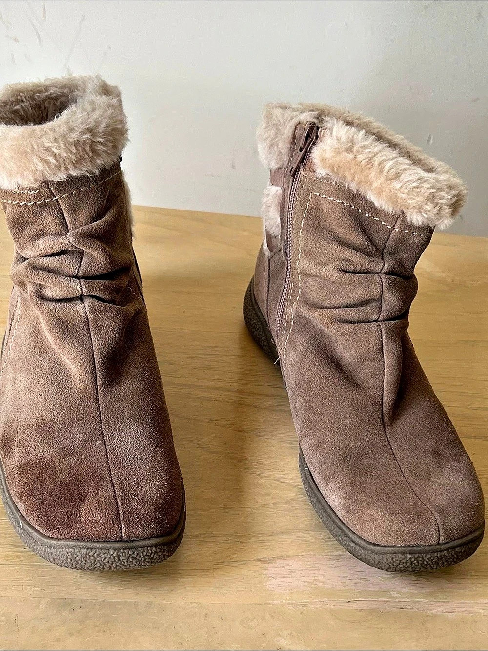 Liz & Co Faux Fur-Lined Brown Boots 7 M